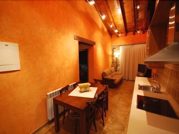 Imagen de la habitación del Hotel Rusticae La Casassa De Ribes. Foto 13