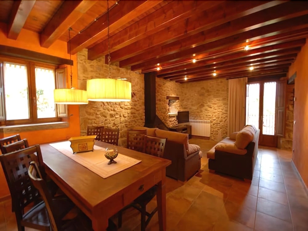 Imagen de la habitación del Hotel Rusticae La Casassa De Ribes. Foto 15