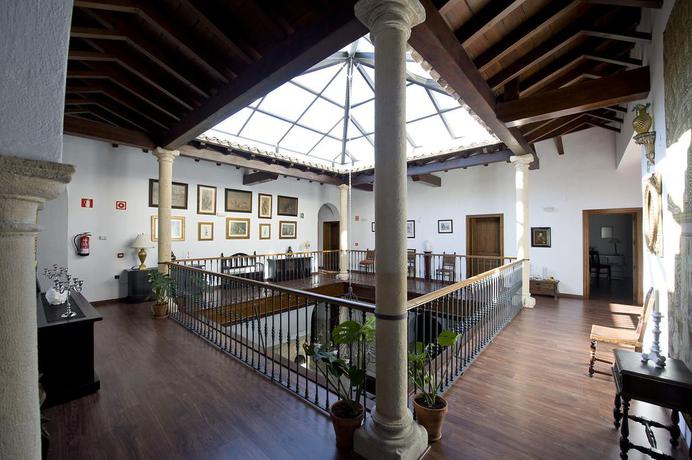 Imagen de los interiores del Hotel Rusticae Las Casas Del Cónsul. Foto 8