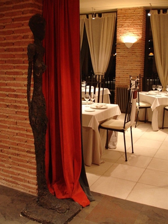 Imagen del bar/restaurante del Hotel Rusticae Rincón De Traspalacio. Foto 2