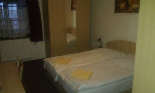 Imagen de la habitación del Hotel Rustikal. Foto 12