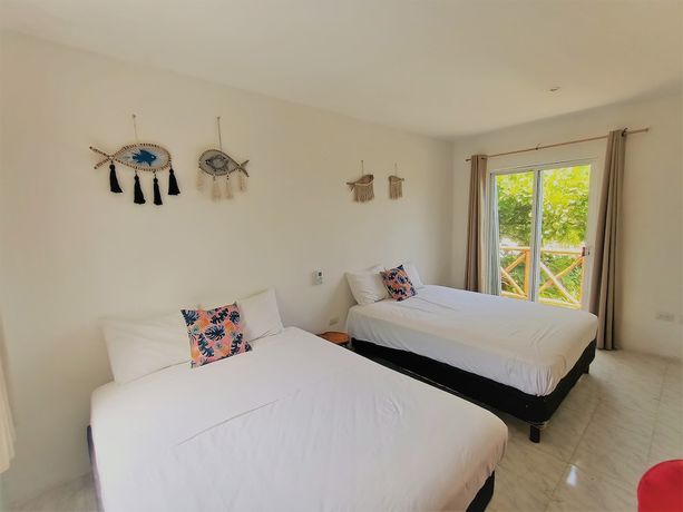 Imagen de la habitación del Hotel Rustik-inn. Foto 3