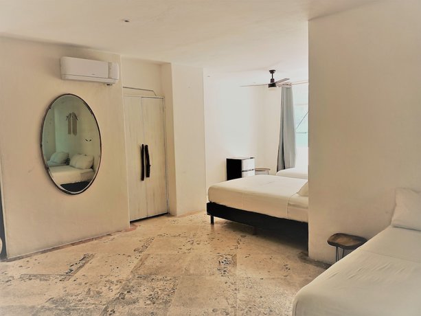 Imagen de la habitación del Hotel Rustik-inn. Foto 10