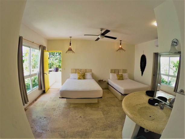Imagen de la habitación del Hotel Rustik-inn. Foto 11