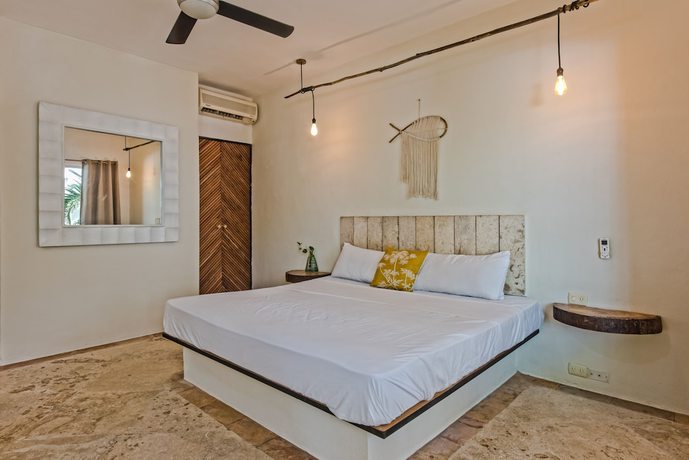Imagen de la habitación del Hotel Rustik-inn. Foto 12