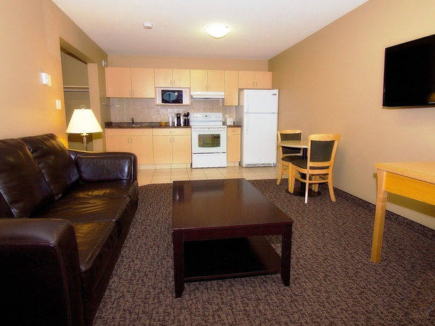 Imagen de los interiores del Hotel Rusty's Bcminns Fort Mcmurray. Foto 14
