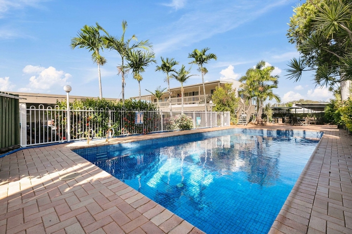 Imagen de la piscina del Hotel Rusty's Motel Gladstone. Foto 17