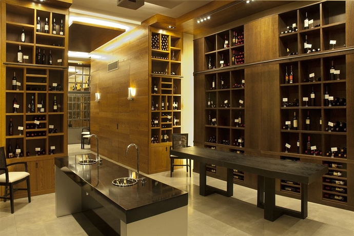 Imagen del bar/restaurante del Hotel Ruta De Europa. Foto 4