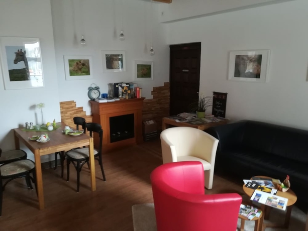 Imagen de los interiores del Hotel Rutherbach. Foto 16