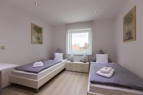 Imagen de la habitación del Hotel Rühen. Foto 7