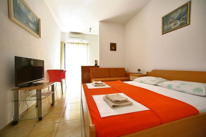 Imagen de la habitación del Hotel Ruza, Brela. Foto 6