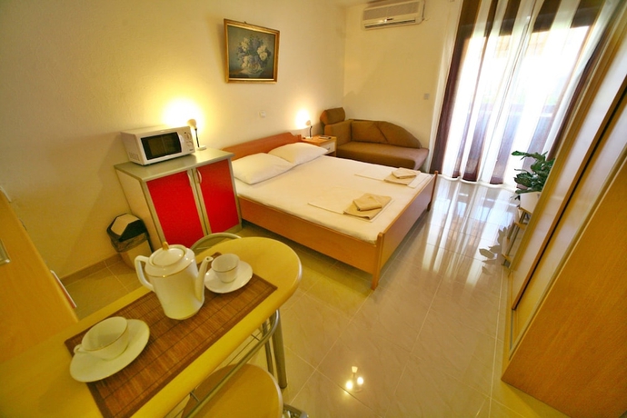 Imagen de la habitación del Hotel Ruza, Brela. Foto 7