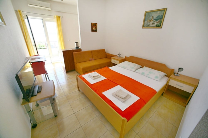 Imagen de la habitación del Hotel Ruza, Brela. Foto 16