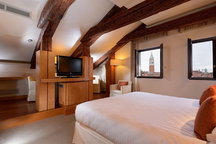 Imagen de la habitación del Hotel Ruzzini Palace. Foto 2