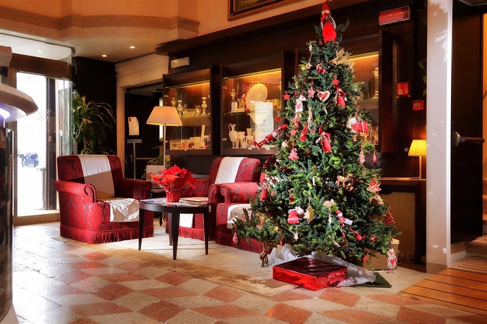 Imagen de los interiores del Hotel Ruzzini Palace. Foto 7