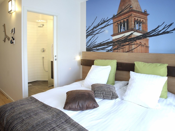 Imagen de la habitación del Hotel Ry. Foto 6