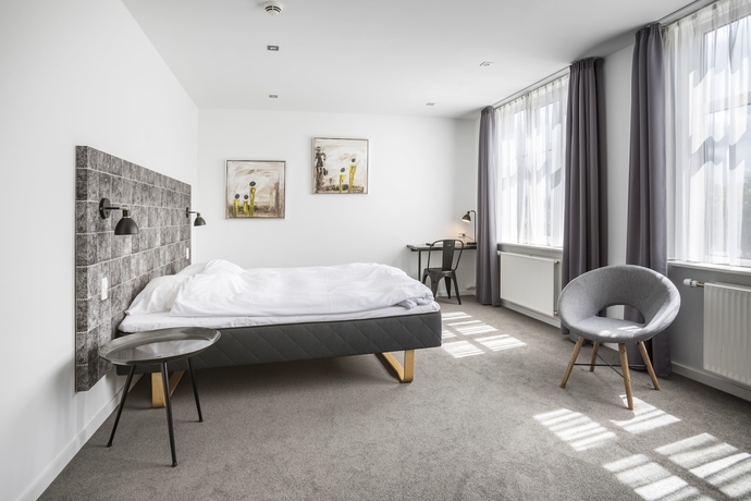 Imagen de la habitación del Hotel Ry. Foto 11