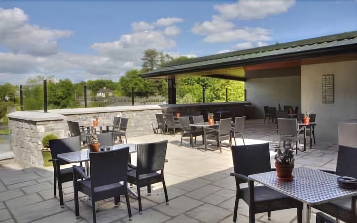 Imagen de los exteriores del Hotel Ryan's. Foto 11