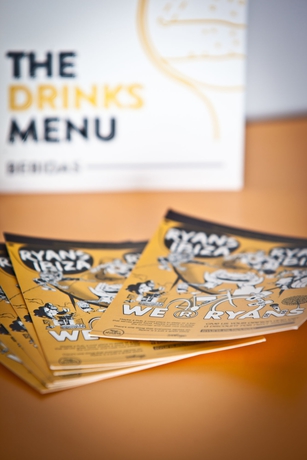 Imagen de los interiores del Hotel Ryans La Marina. Foto 17