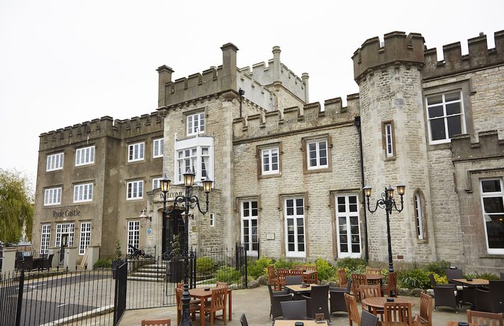 Imagen general del Hotel Ryde Castle by Greene King Inns. Foto 1