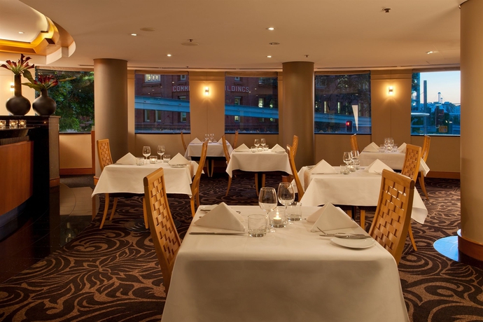 Imagen del bar/restaurante del Hotel Rydges Darling Square Apartment. Foto 2