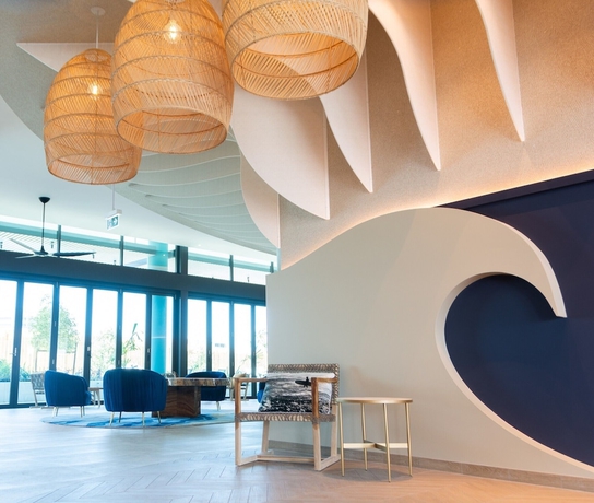 Imagen de los interiores del Hotel Rydges Gold Coast Airport. Foto 17