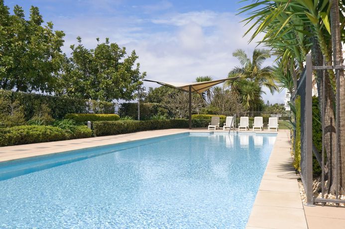 Imagen de la piscina del Hotel Rydges Newcastle. Foto 14