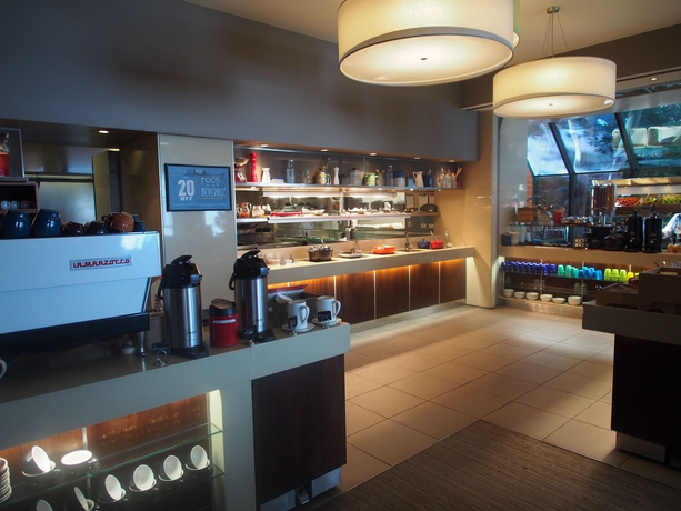 Imagen del bar/restaurante del Hotel Rydges North Sydney. Foto 2