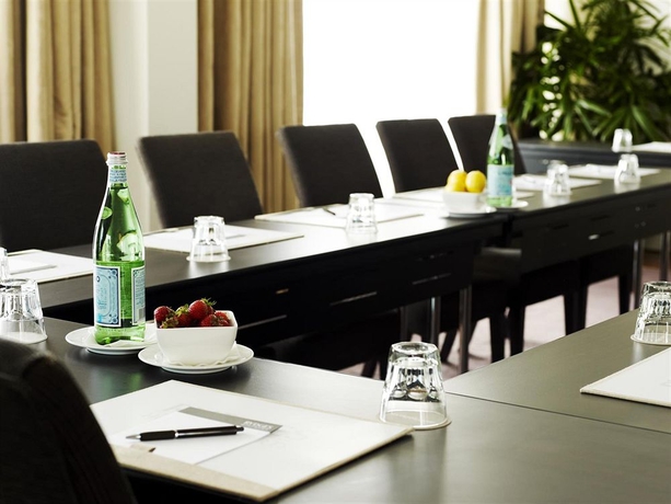 Imagen de los interiores del Hotel Rydges Parramatta. Foto 10