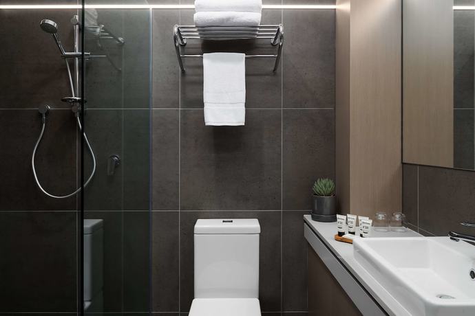 Imagen de la habitación del Hotel Rydges Pit Lane. Foto 9