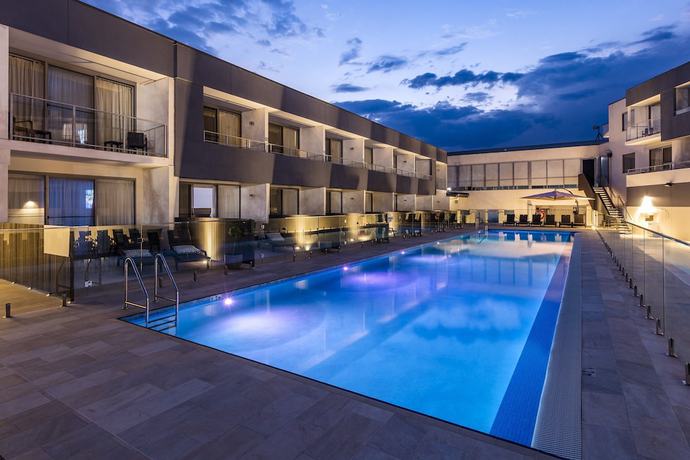 Imagen de la piscina del Hotel Rydges Resort Hunter Valley. Foto 19