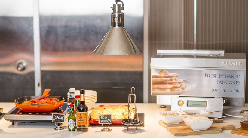 Imagen del bar/restaurante del Hotel Rydges Sydney Central. Foto 8