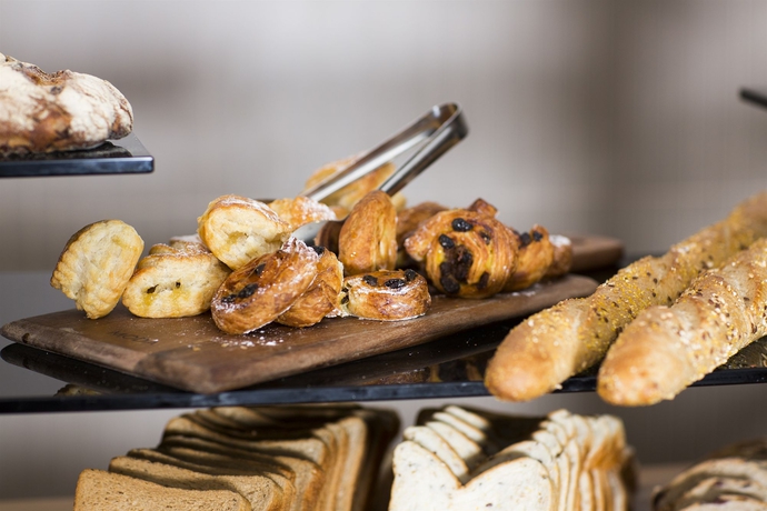 Imagen del bar/restaurante del Hotel Rydges Sydney Central. Foto 11