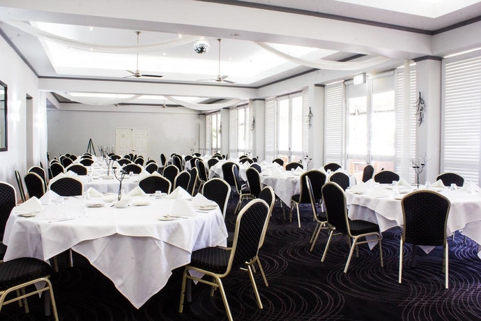 Imagen de los interiores del Hotel Rydges Tradewinds Cairns. Foto 16
