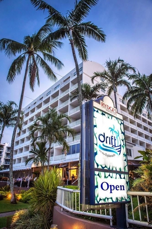 Imagen de los exteriores del Hotel Rydges Tradewinds Cairns. Foto 14