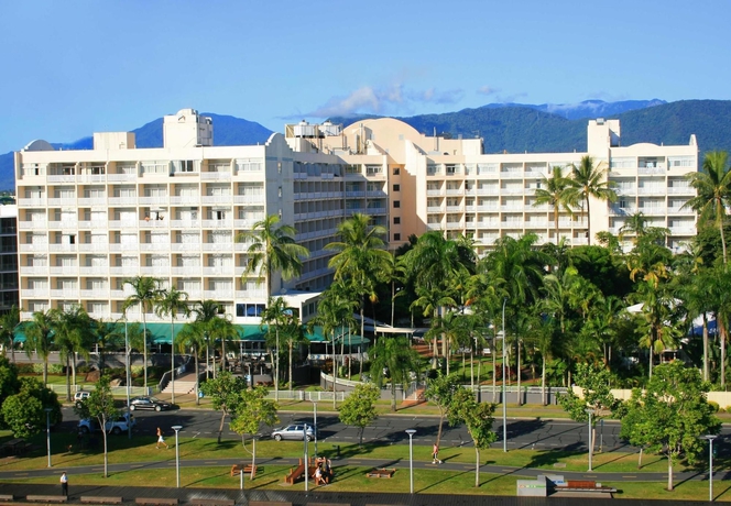 Imagen de los exteriores del Hotel Rydges Tradewinds Cairns. Foto 15