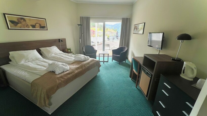 Imagen de la habitación del Hotel Ryfylke Fjordhotell. Foto 11