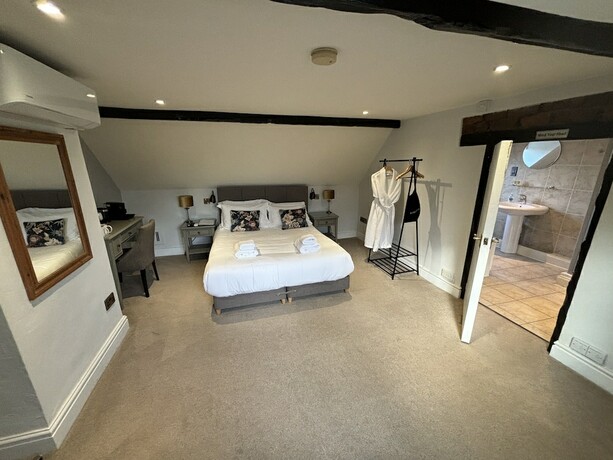 Imagen de la habitación del Hotel Rylands Farmhouse. Foto 16