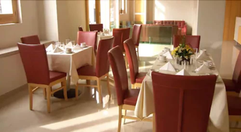 Imagen del bar/restaurante del Hotel Rymma. Foto 4
