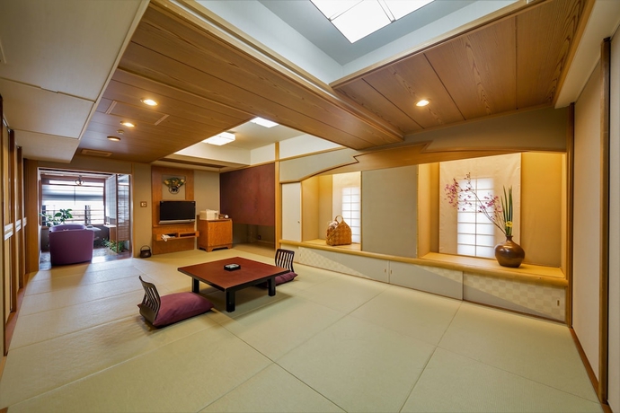 Imagen de la habitación del Hotel Ryoan Kazuki. Foto 4