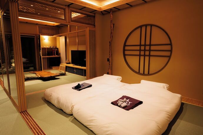 Imagen de la habitación del Hotel Ryokan Gensuiro. Foto 19