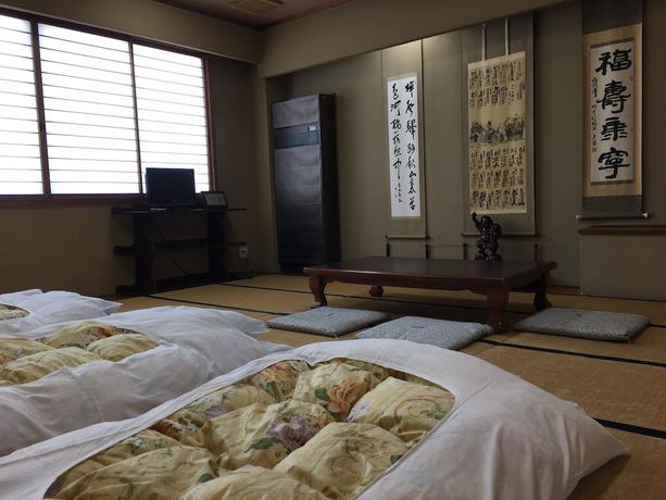 Imagen de la habitación del Hotel Ryokan Isuzu. Foto 12