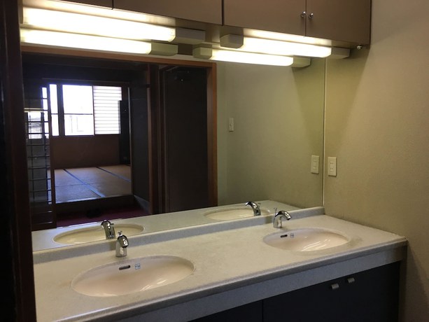 Imagen de la habitación del Hotel Ryokan Isuzu. Foto 15