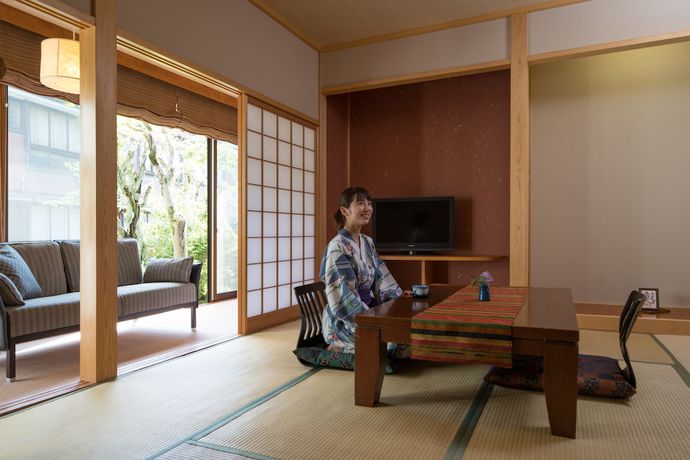 Imagen de la habitación del Hotel Ryokan NIEMONYA. Foto 16