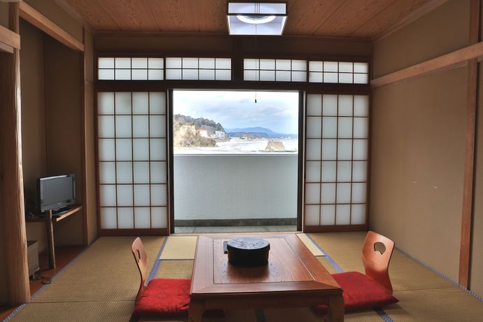 Imagen de la habitación del Hotel Ryokan Urashima. Foto 3