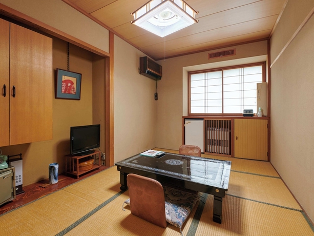 Imagen de la habitación del Hotel Ryokufuen Kiyoharu. Foto 10