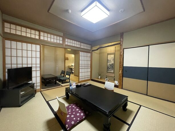 Imagen de la habitación del Hotel Ryoso Yufuin Yamadaya. Foto 28