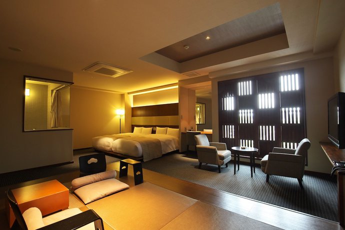 Imagen de la habitación del Hotel Ryotei Matsuya Honkan Suizenji. Foto 8
