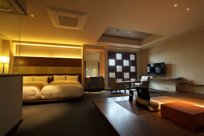 Imagen de la habitación del Hotel Ryotei Matsuya Honkan Suizenji. Foto 9