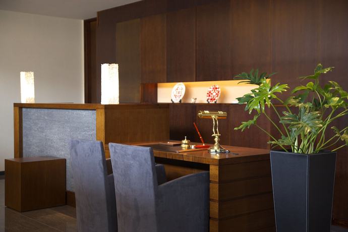 Imagen de los interiores del Hotel Ryotei Matsuya Honkan Suizenji. Foto 12